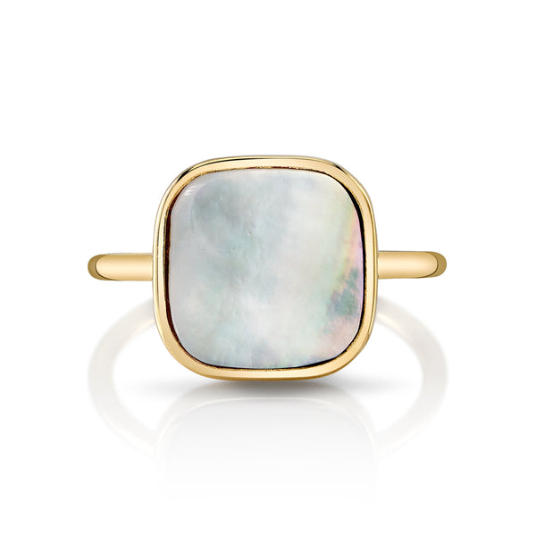 Laura-Gallon-Mother-of-pearl ring-Laura Gallon-14K Yellow Gold-4-